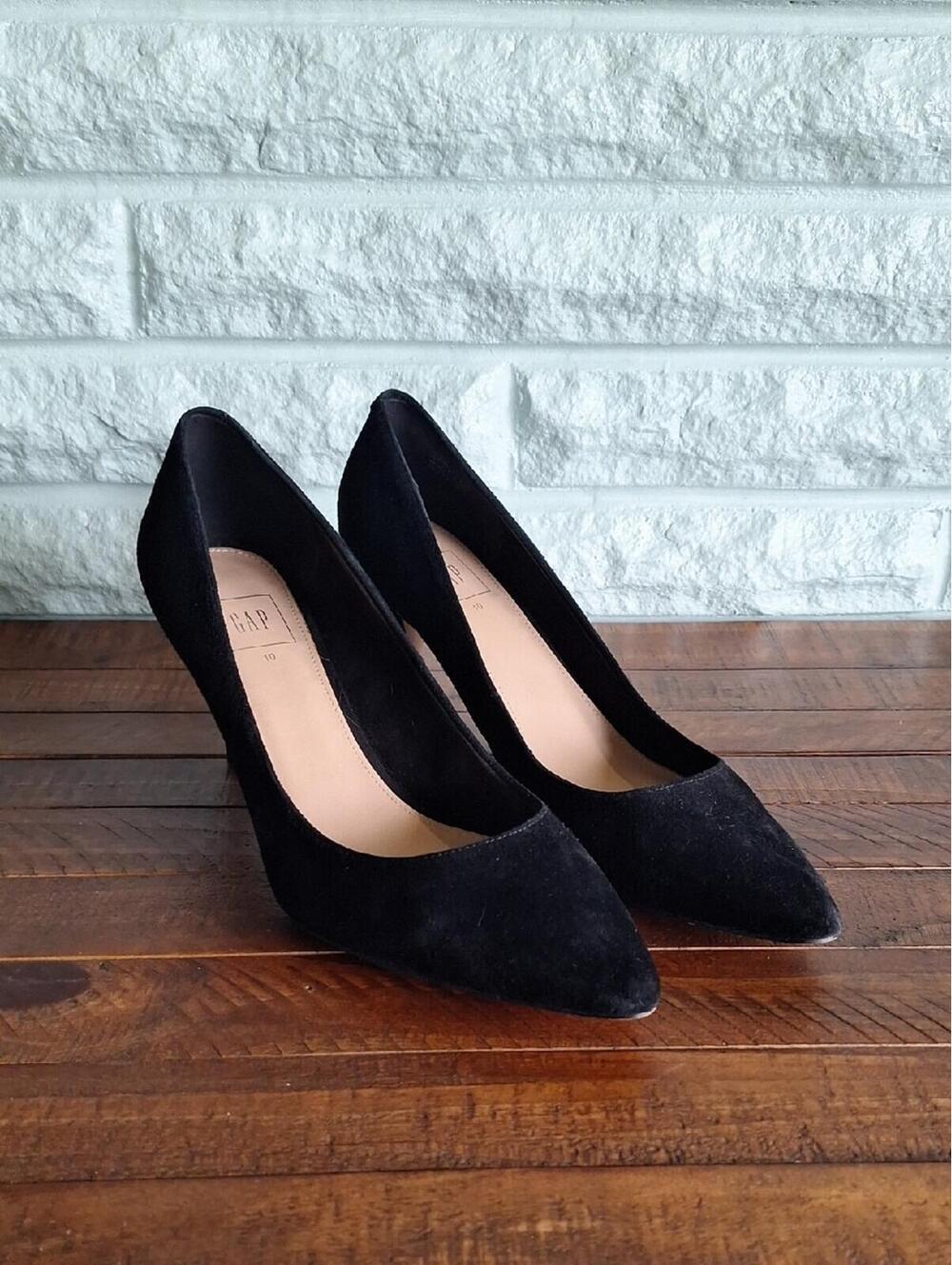 Gap Black Closed Toe Heel Size 10